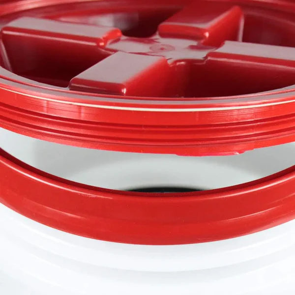 Chemical Guys Red Plastic Gammo Seal Lid