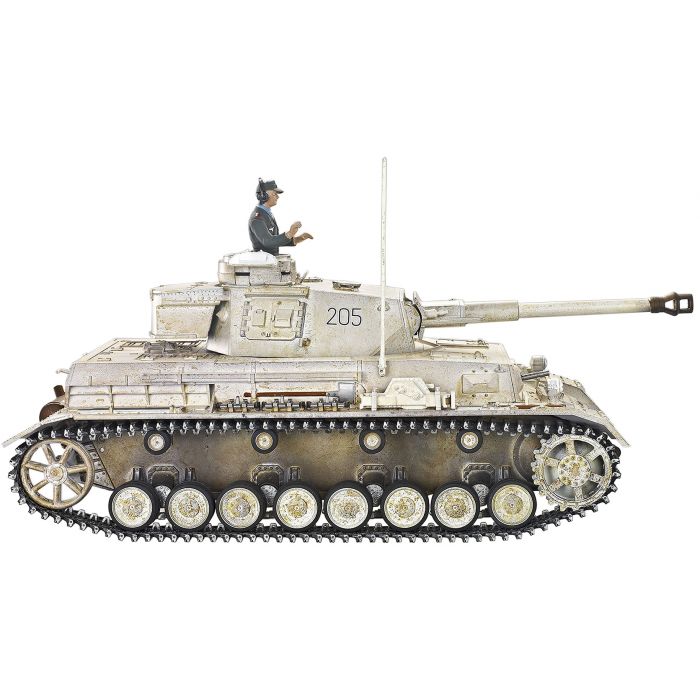 Taigen Hand Painted Panzer IV RC Tank - Metal Upgrade