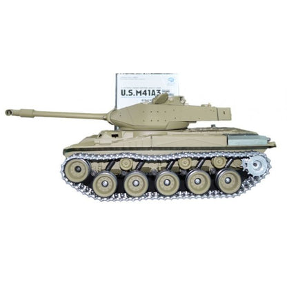 Heng Long Bulldog RC Tank with Smoke and Sound - Metal Upgrade PRO Version